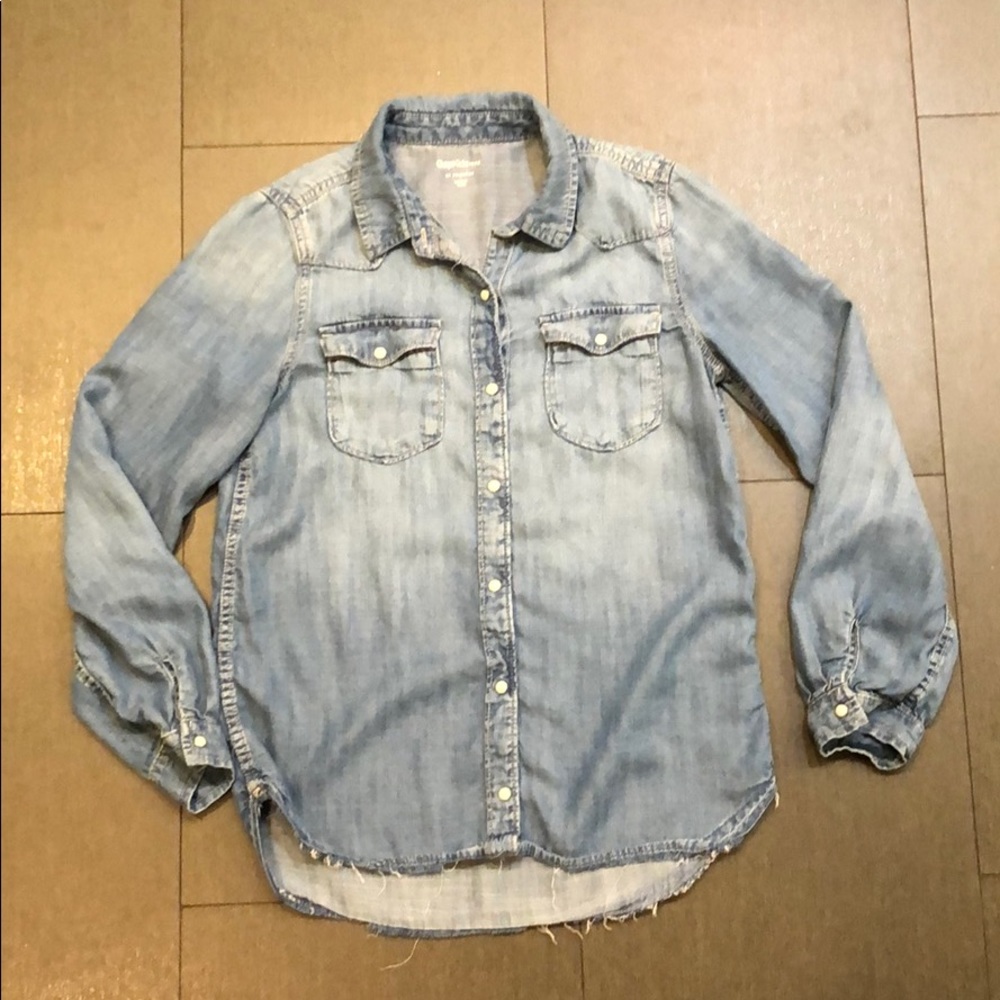 Gap denim button down. Worn once. Size XL